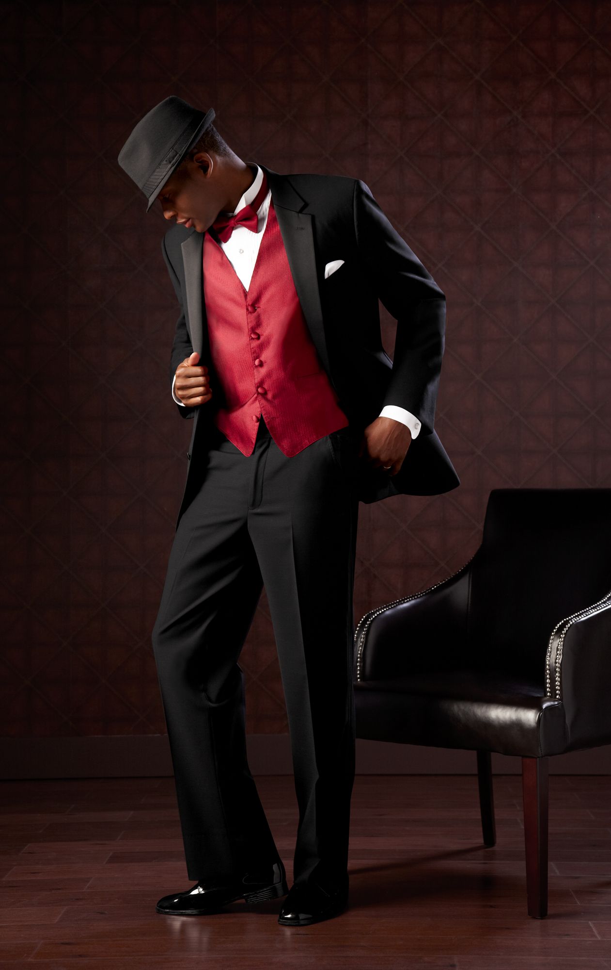 Calvin Klein Two-Button Super 100s Notch Lapel