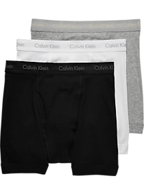 These Classic Fit boxer briefs by Calvin Klein feature a snug comfortable fit through the hip and leg. They are woven in fine 100% cotton for soft breathable comfort.