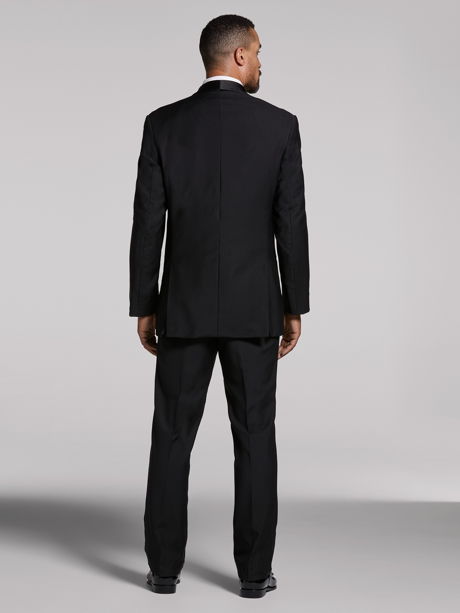 Descubrir 78+ imagen calvin klein black shawl lapel tuxedo