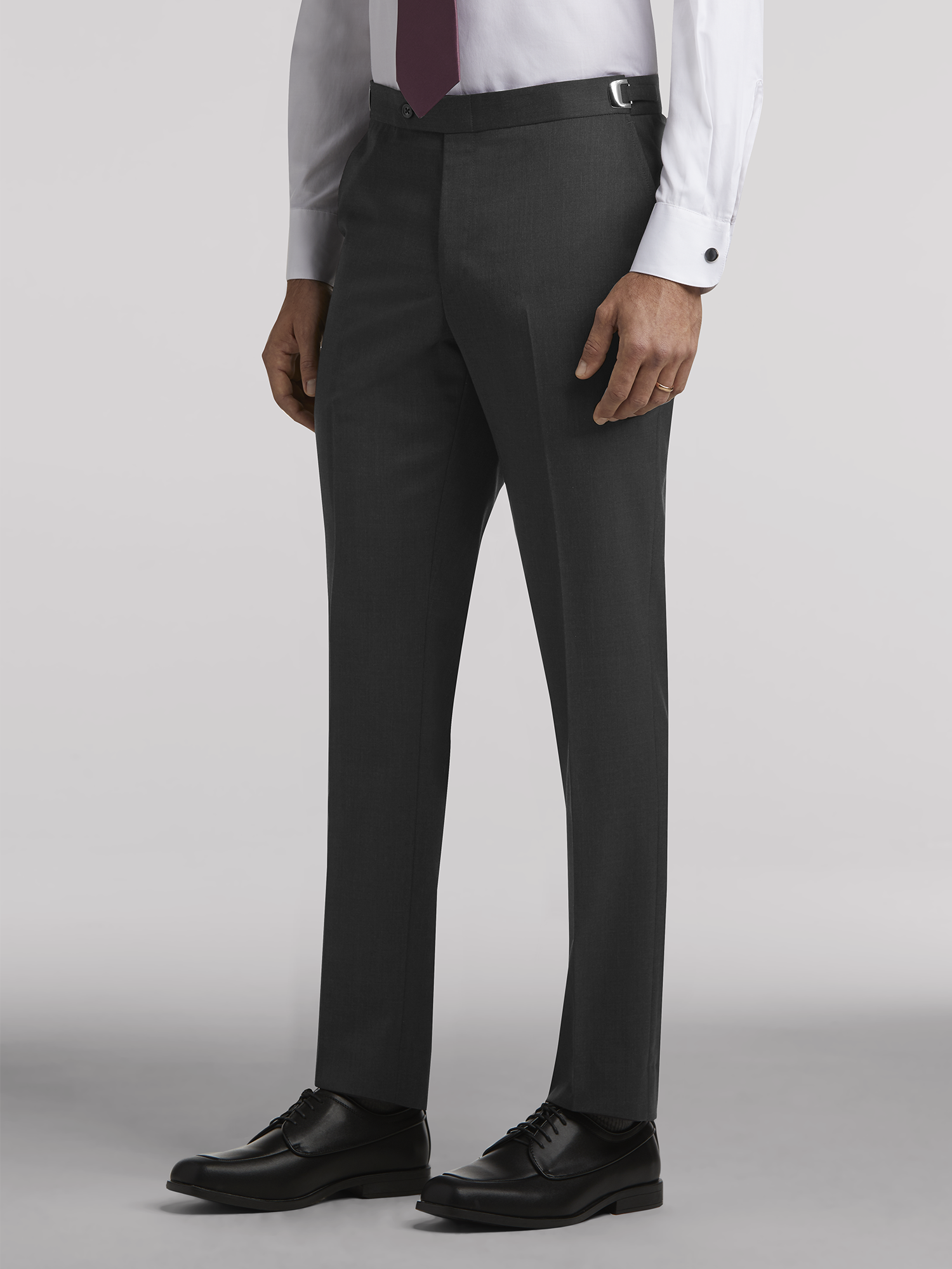 Calvin klein best sale outlet suits